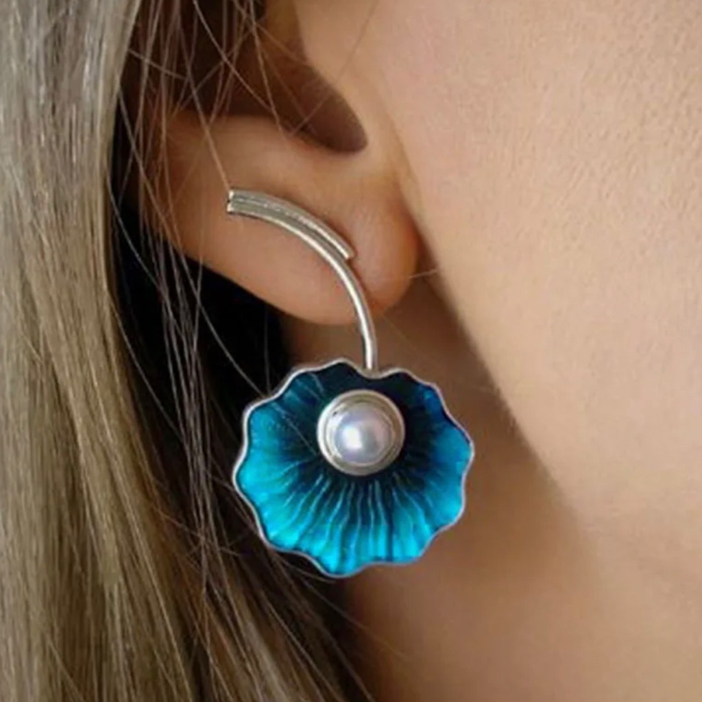 Blue Seashell Shape Pearl Earrings